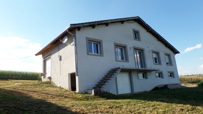 Réhabilitation et extension d’une maison à Chevrières